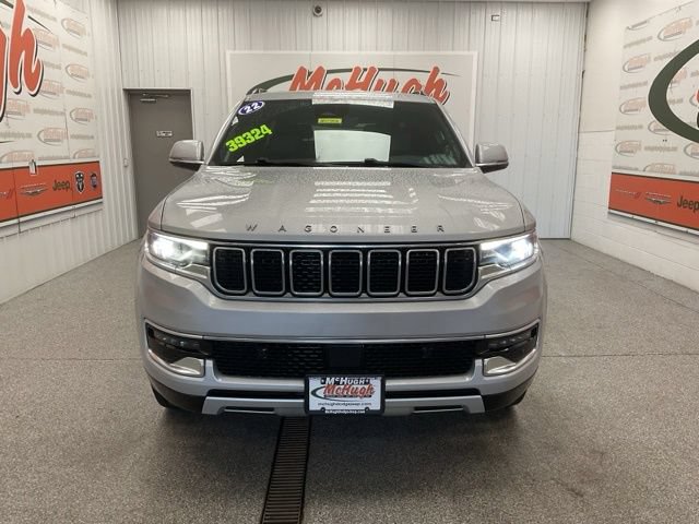 2022 Jeep Wagoneer Utility 4D Series II 4WD - Image 2
