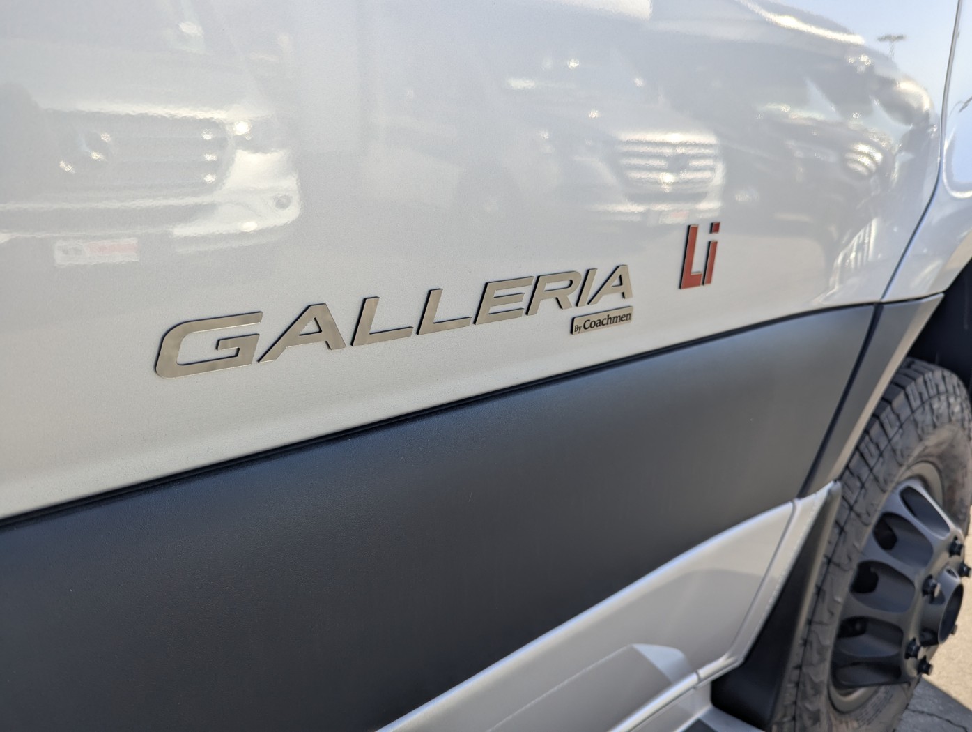 2025 Coachmen Galleria Li3 24A - Image 6