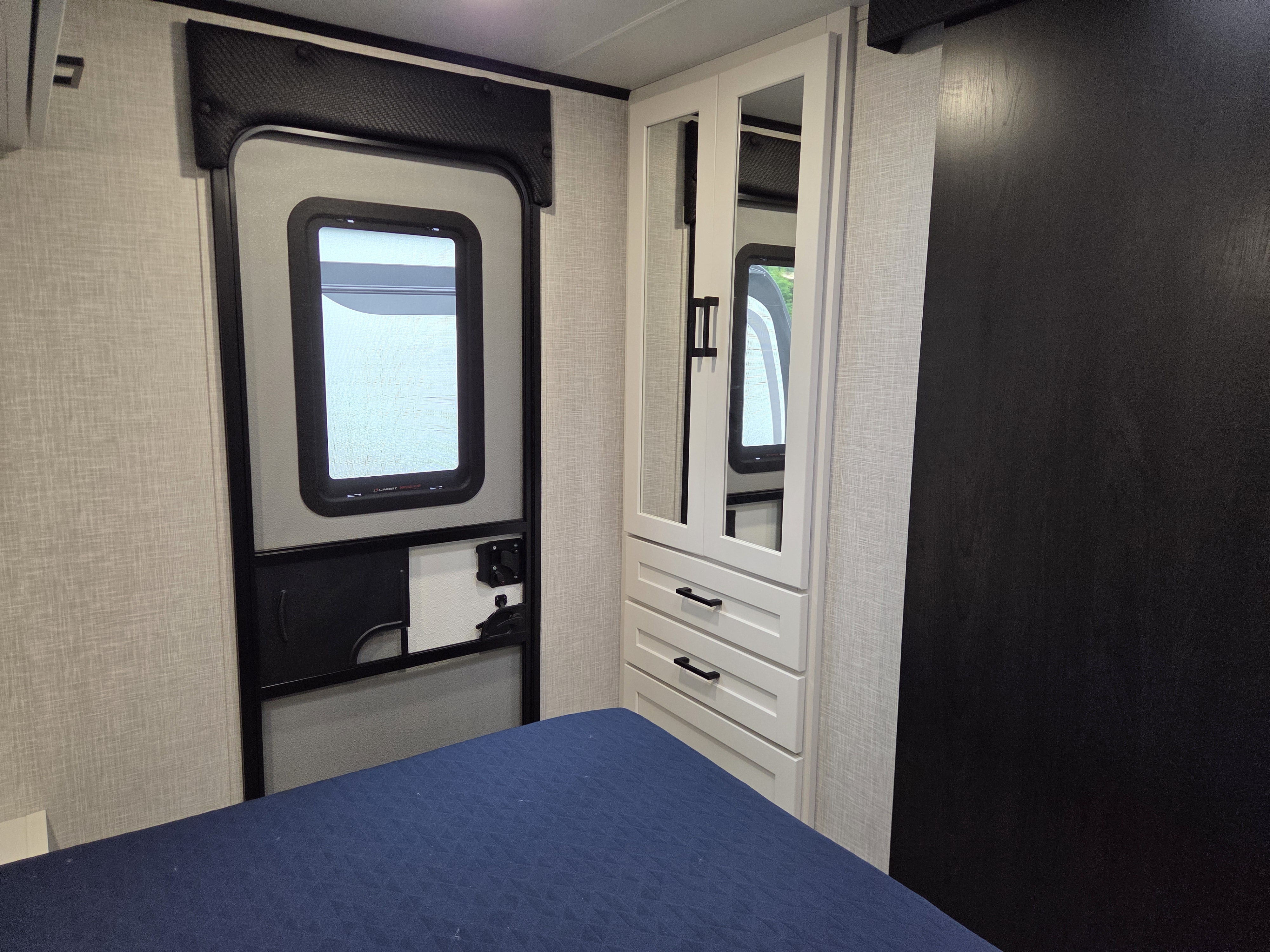2025 Jayco Jay Feather 23RK - Image 20