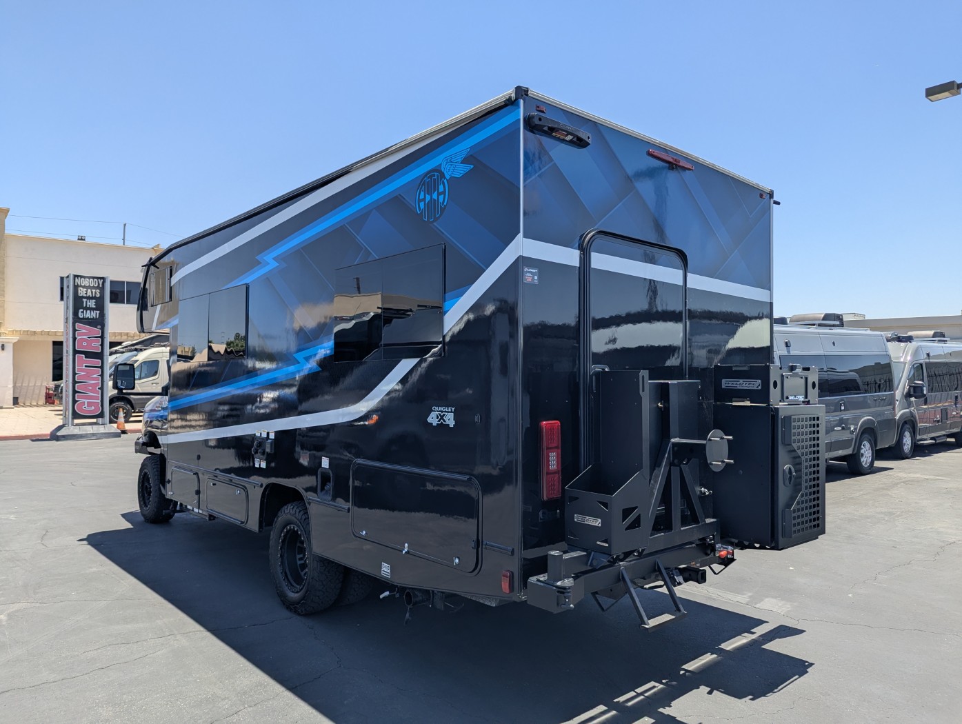2026 Coachmen Cross Trail 22XG 4X4 - ATH Edition - Image 9