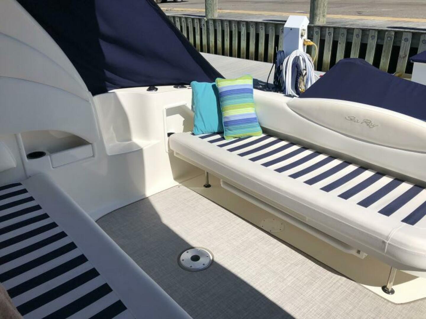 2002 Sea Ray 360 Sundancer - Image 16