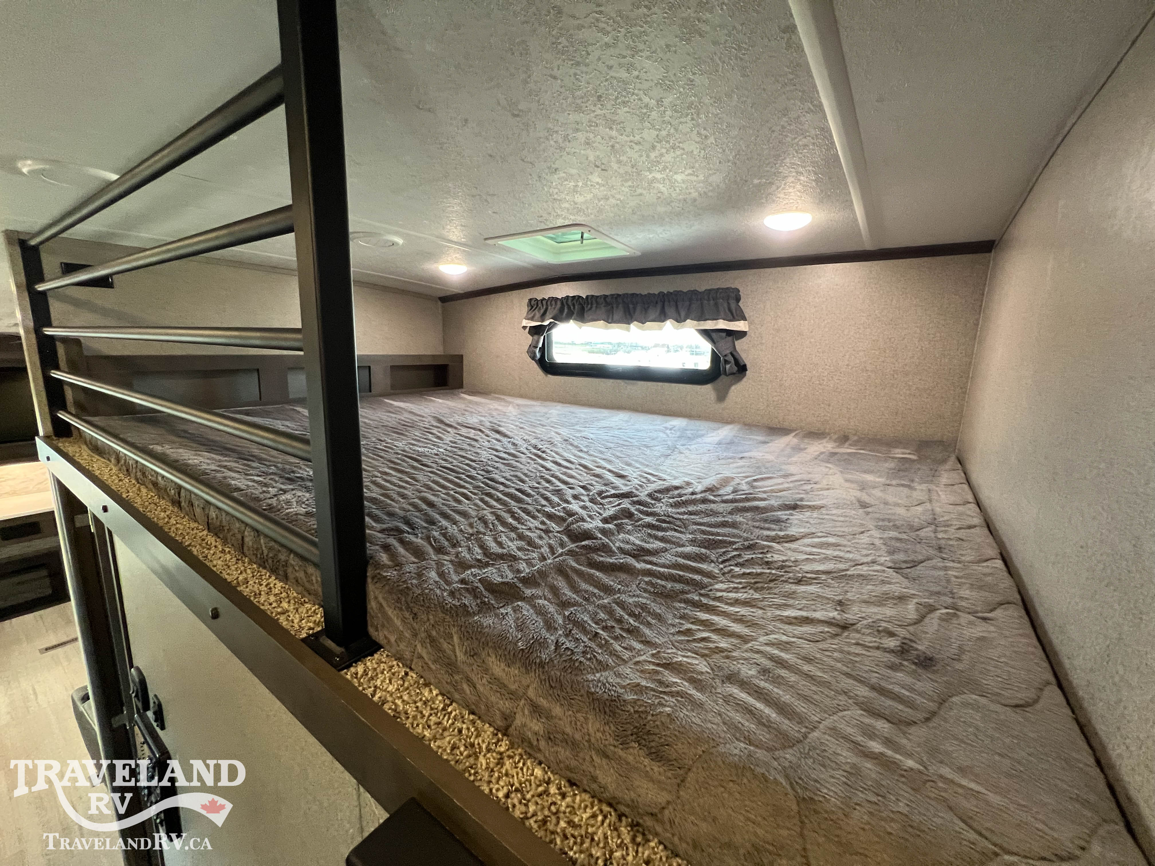 2020 Forest River Rockwood Signature Ultra Lite 2896MB - Image 24