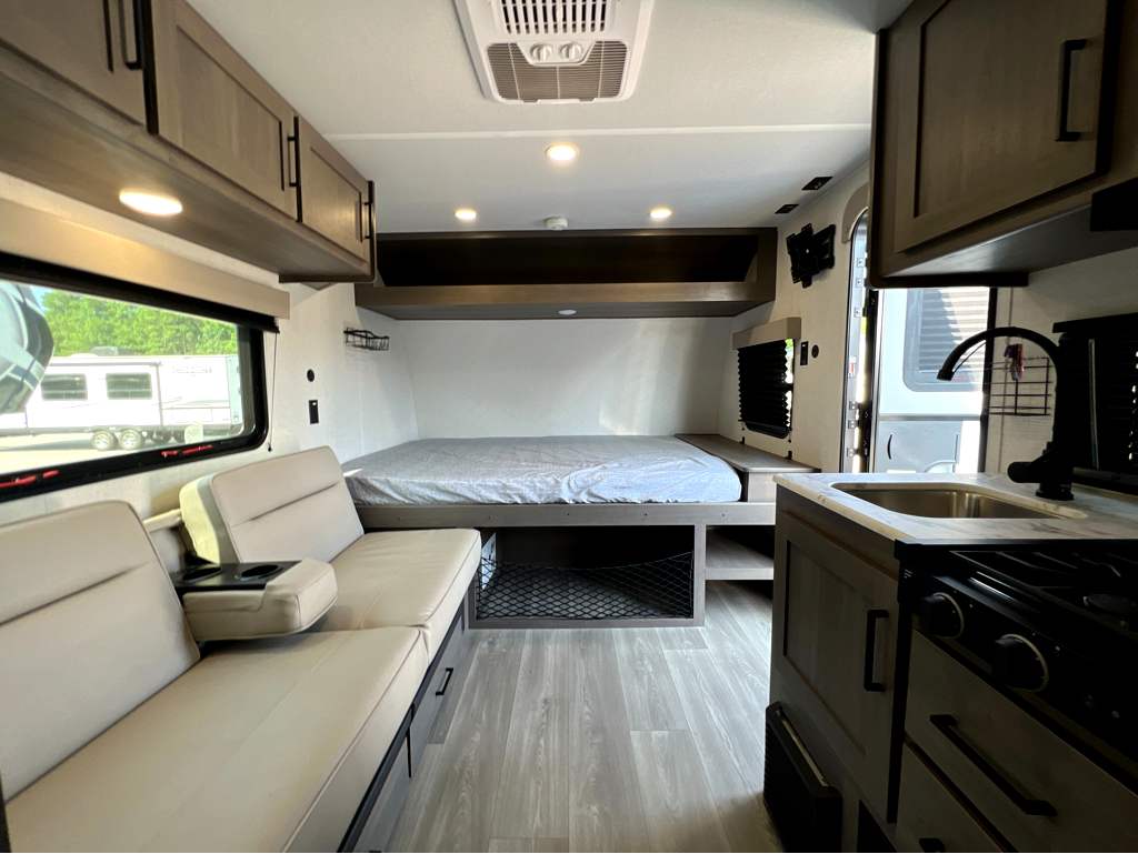 2024 GRAND DESIGN TRANSCEND 151BH - Image 18