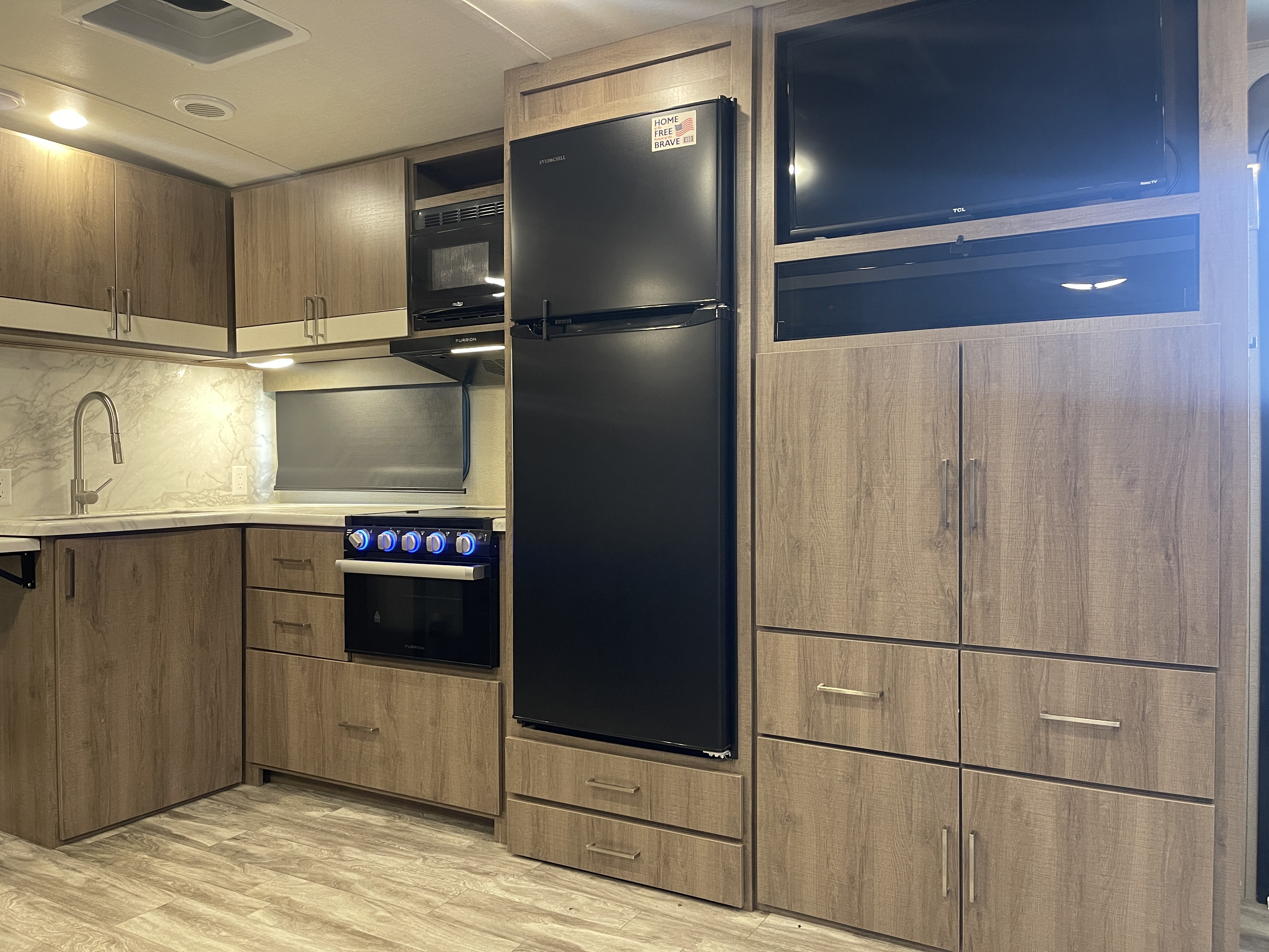 2022 Grand Design Imagine 2800BH - Image 15