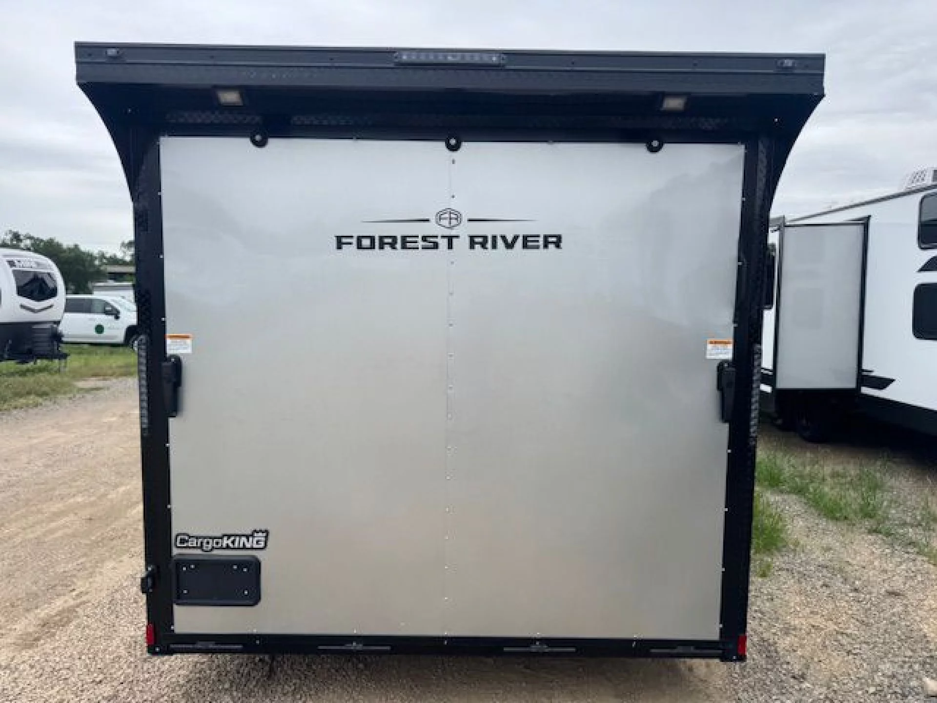 2026 FOREST RIVER CARGO KING NOMAD 8.516TA2 - Image 5