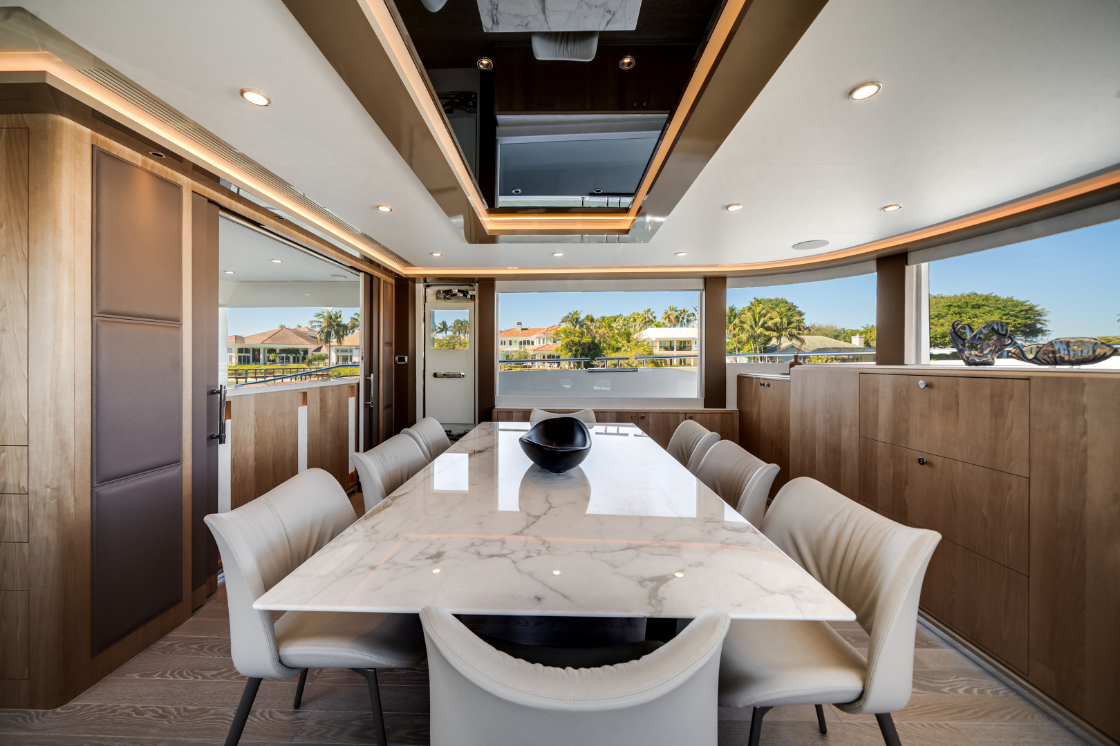 2025 Ocean Alexander 28L - Image 24