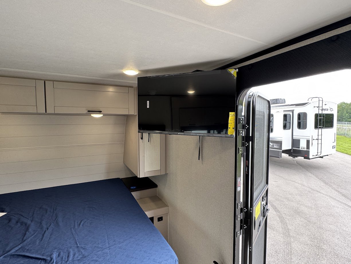 2026 JAYCO JAY FEATHER AIR 18FBS - Image 16