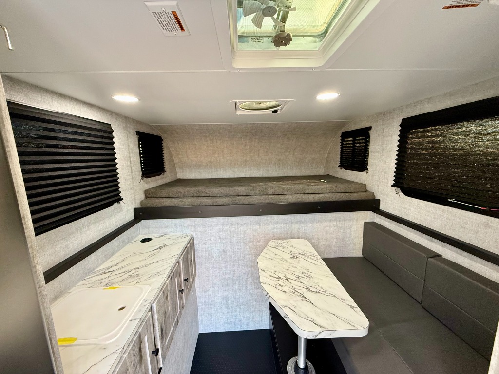 2026 Adlar Truck Topper 6.5XLS - Image 14