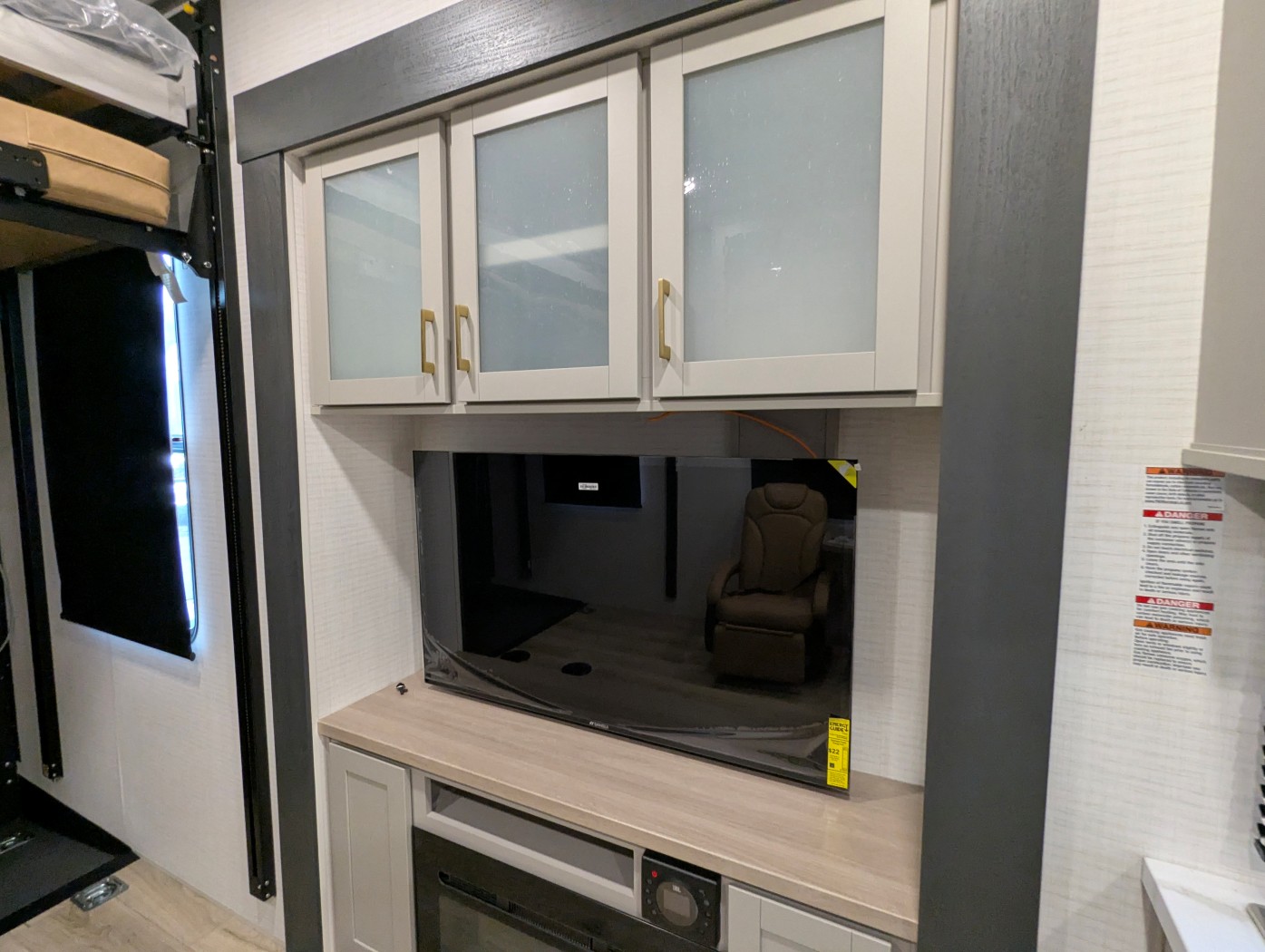 2026 Forest River Stealth 2800 - Image 24
