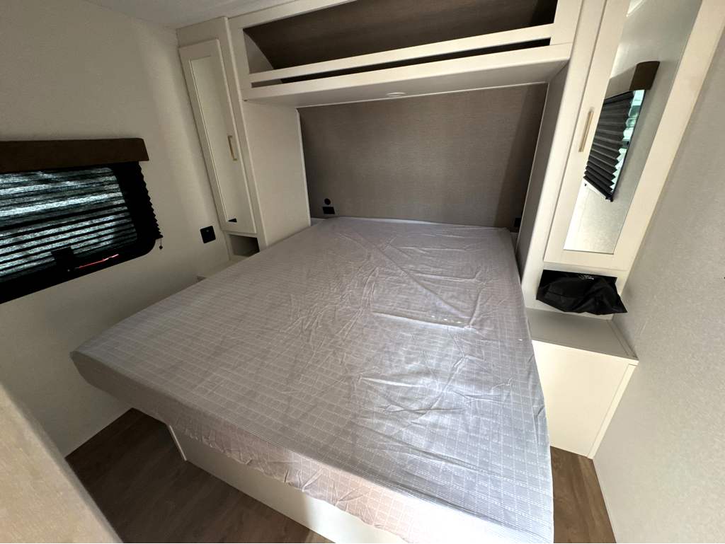 2027 GRAND DESIGN TRANSCEND 24BHX - Image 19