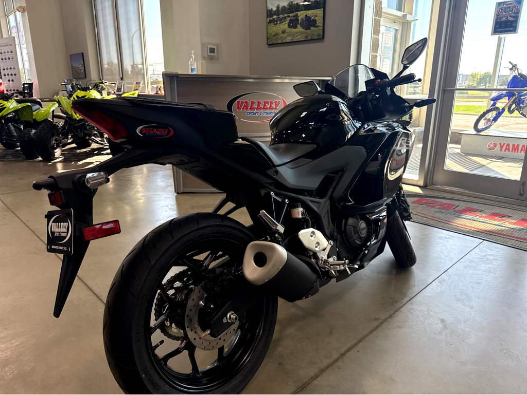 2026 Yamaha YZF-R3 - Image 5