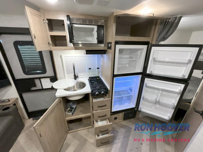 2022 EMBER OVERLAND SERIES 191MDB - Image 8