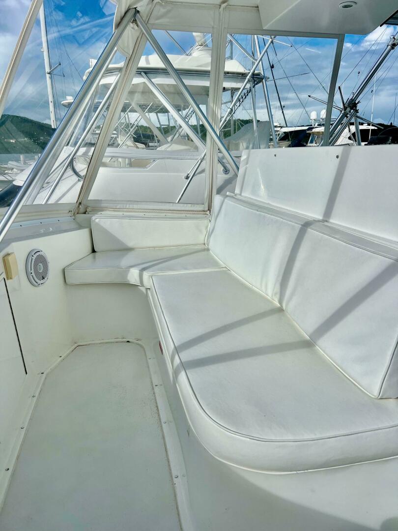1997 Viking 43 Convertible - Image 18