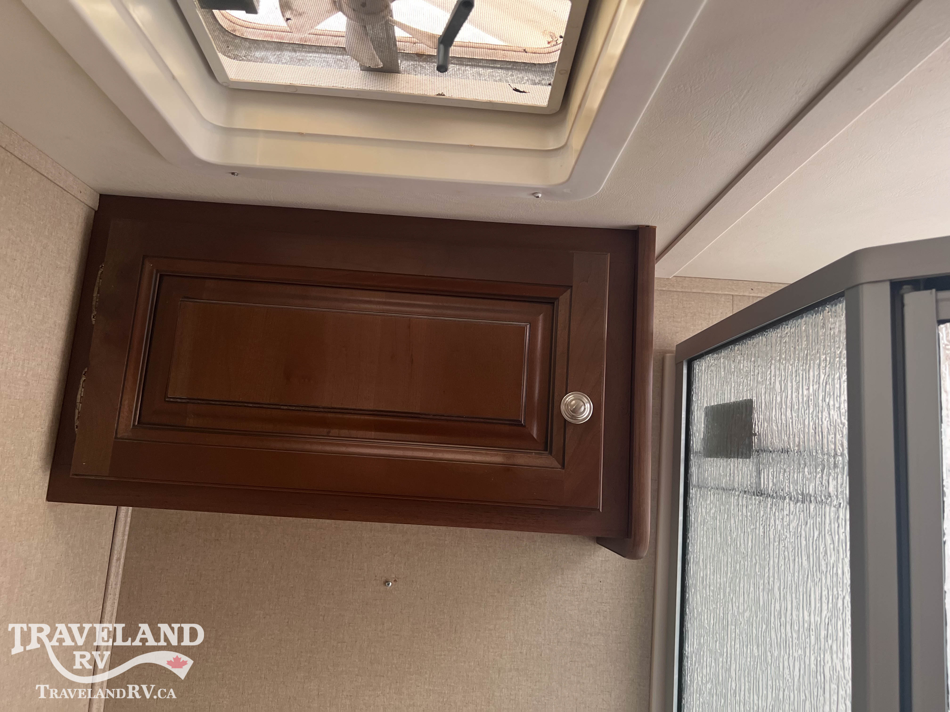2014 Dutchmen Denali 2625RL Trail Edition - Image 35