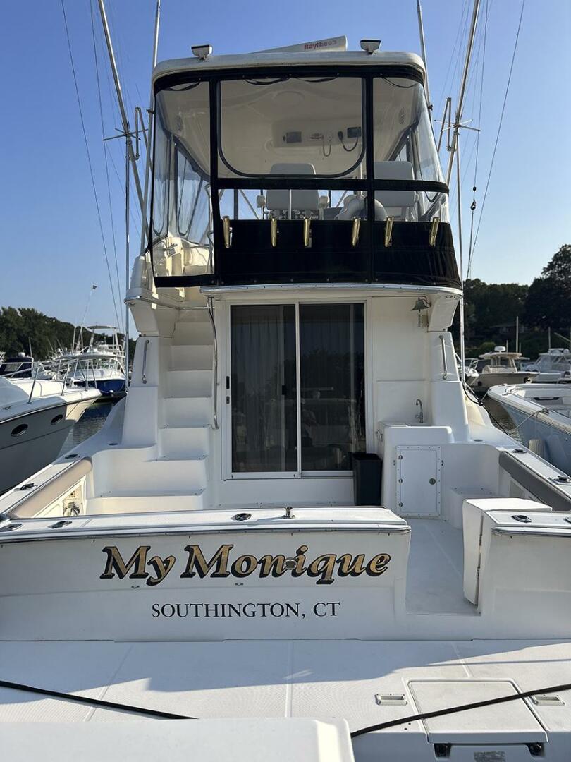 2002 Silverton 42 Convertible - Image 8