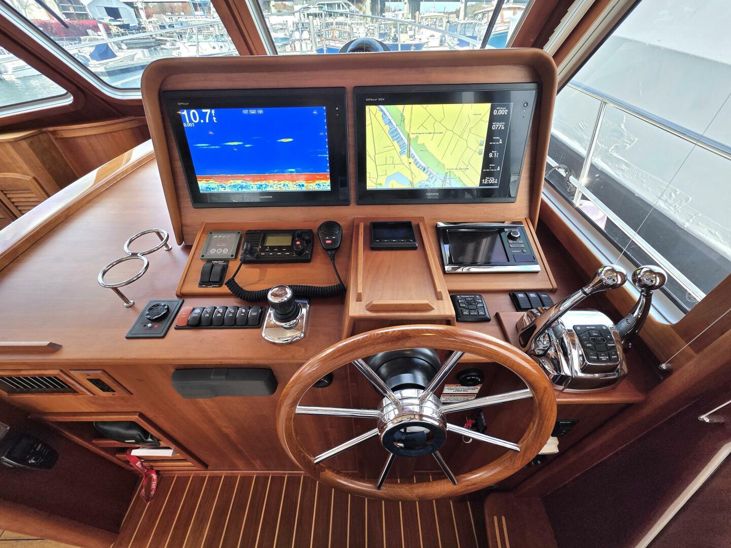 2017 Sabre 42 Salon Express - Image 19