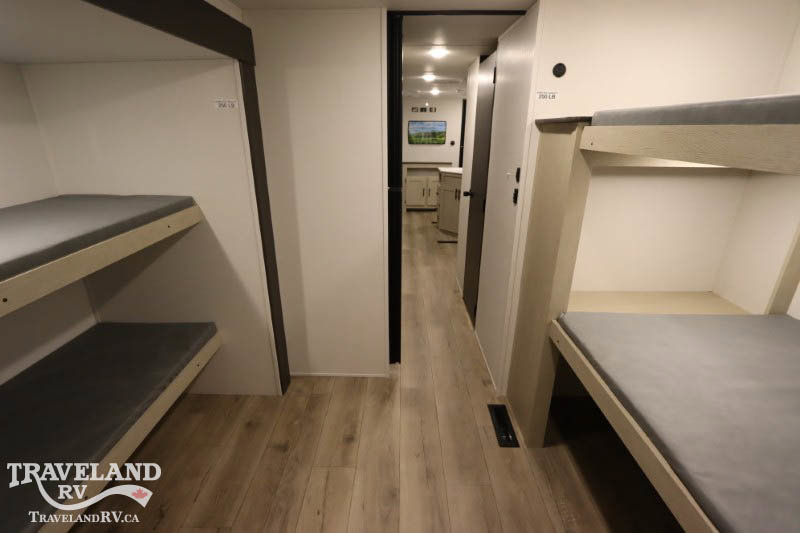2025 Coachmen Northern Spirit DLX 5320BEDS - Image 26