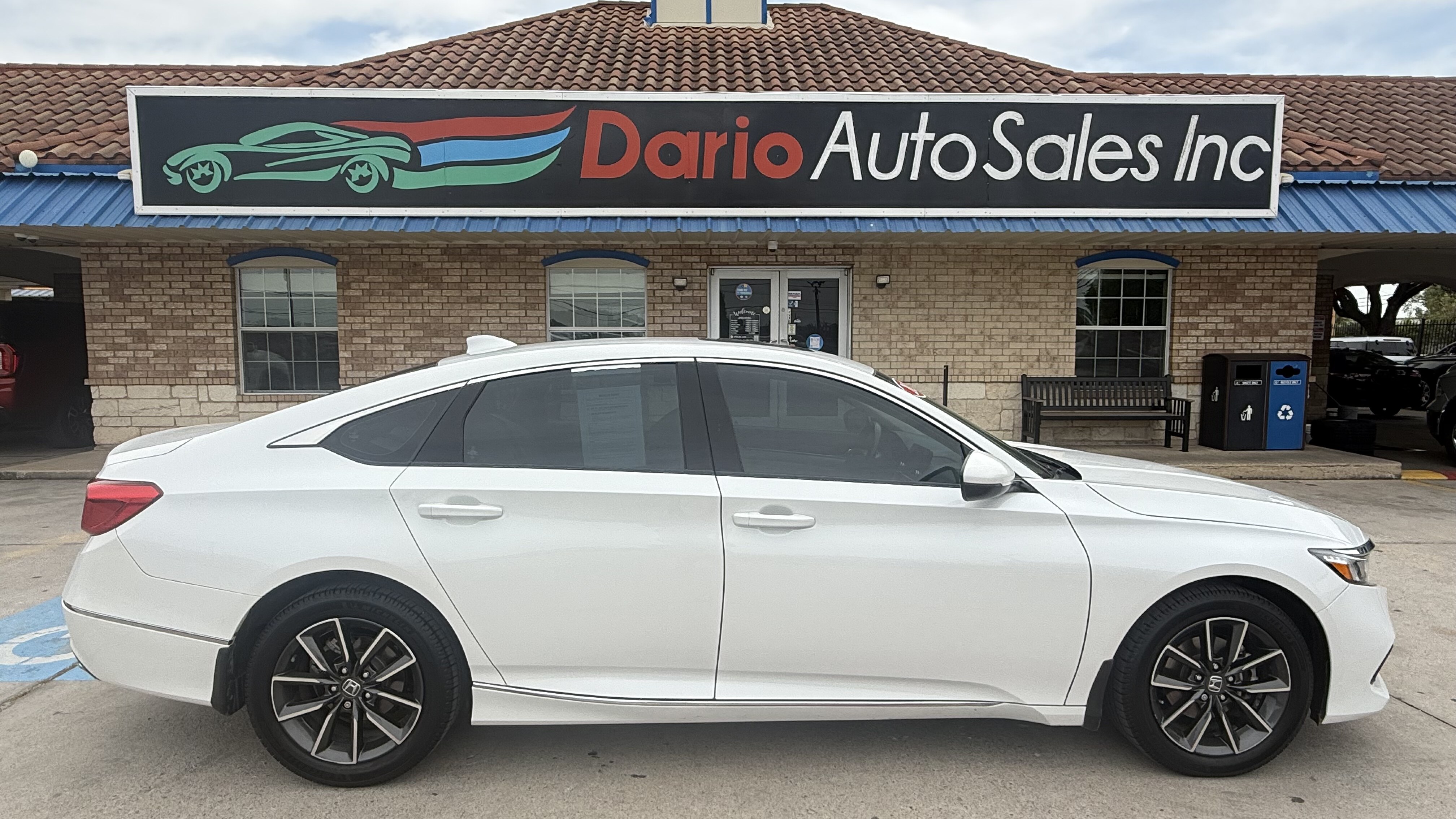2022 Honda Accord Sedan 4D EX-L - Image 3