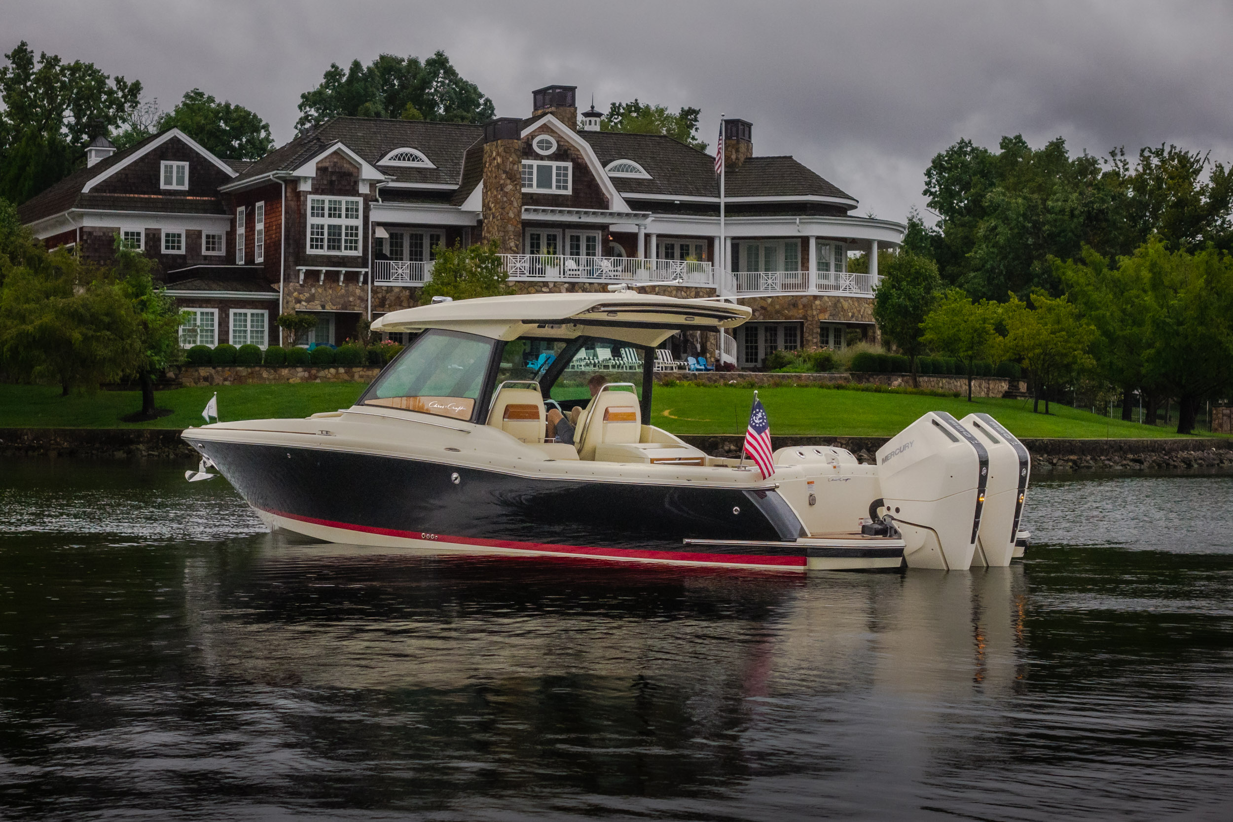 2024 Chris Craft Calypso 32 CT - Image 2