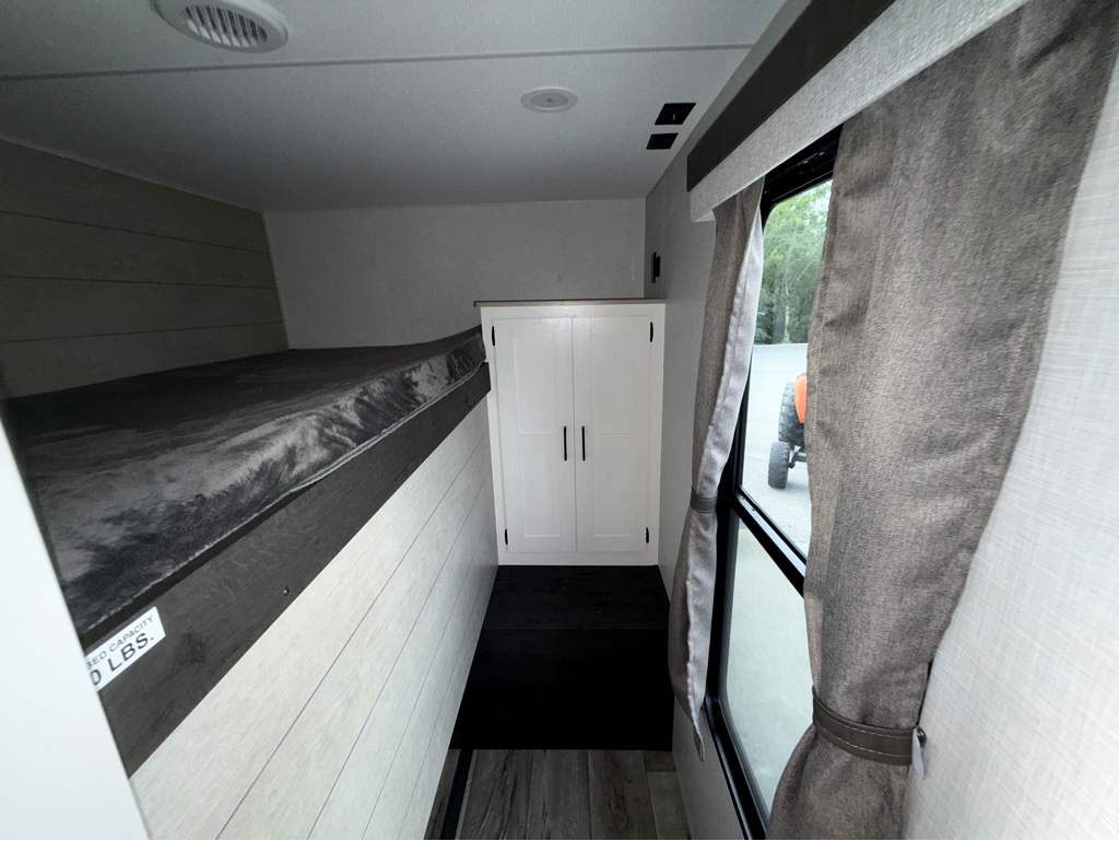 2026 VENTURE RV SIENNA 311VDB - Image 16