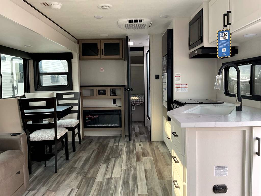 2026 JAYCO Jay Flight SLX 262RLS - Image 6