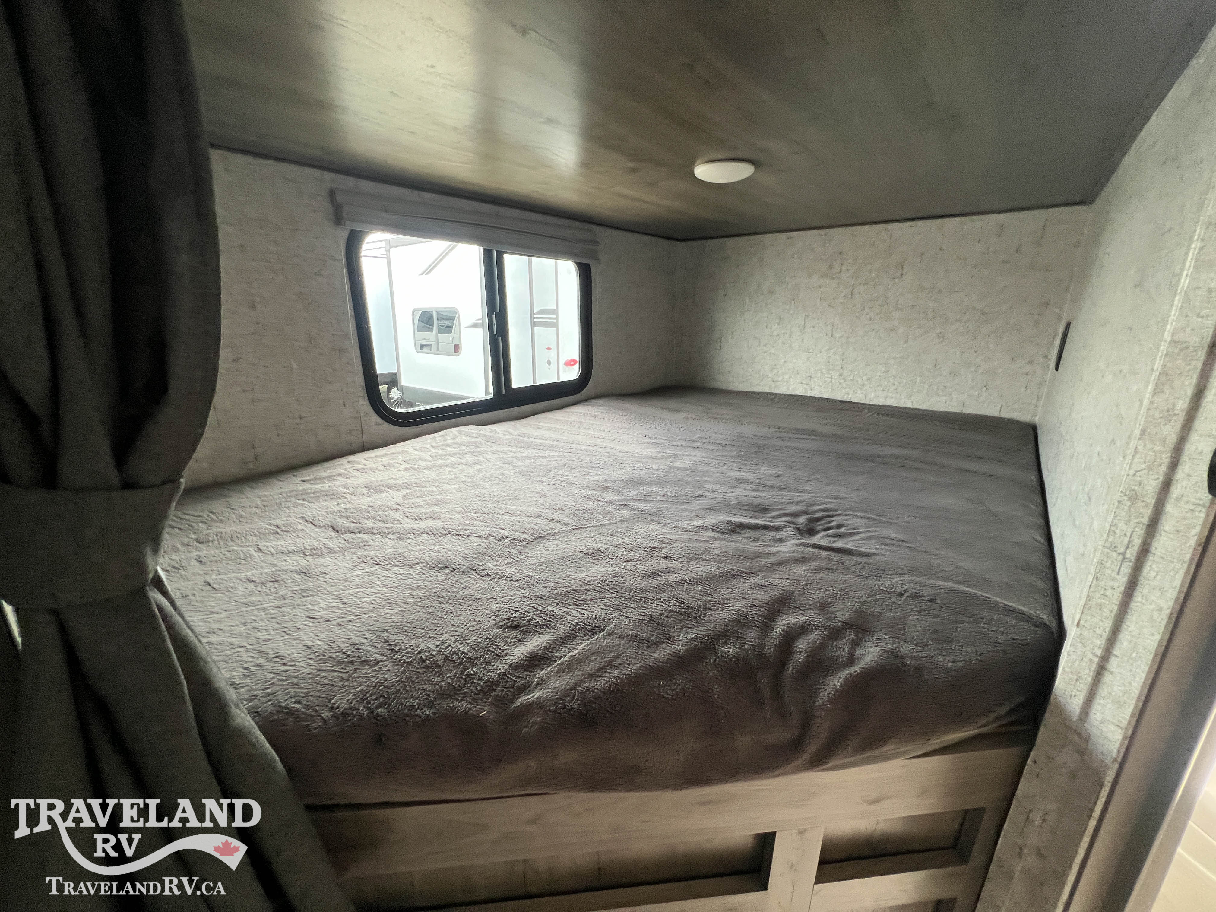 2020 COACHMEN APEX NANO 245BHS - Image 23