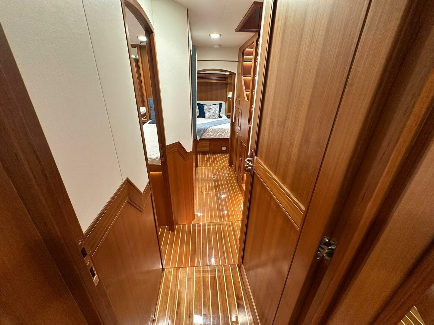 2023 Marlow Explorer 66E - CB - Image 22