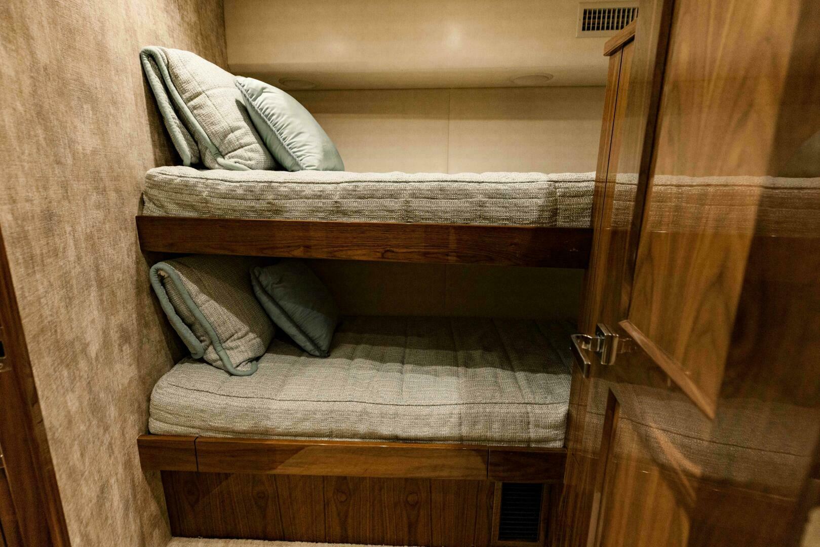 2020 Viking 72 Enclosed Bridge - Image 28