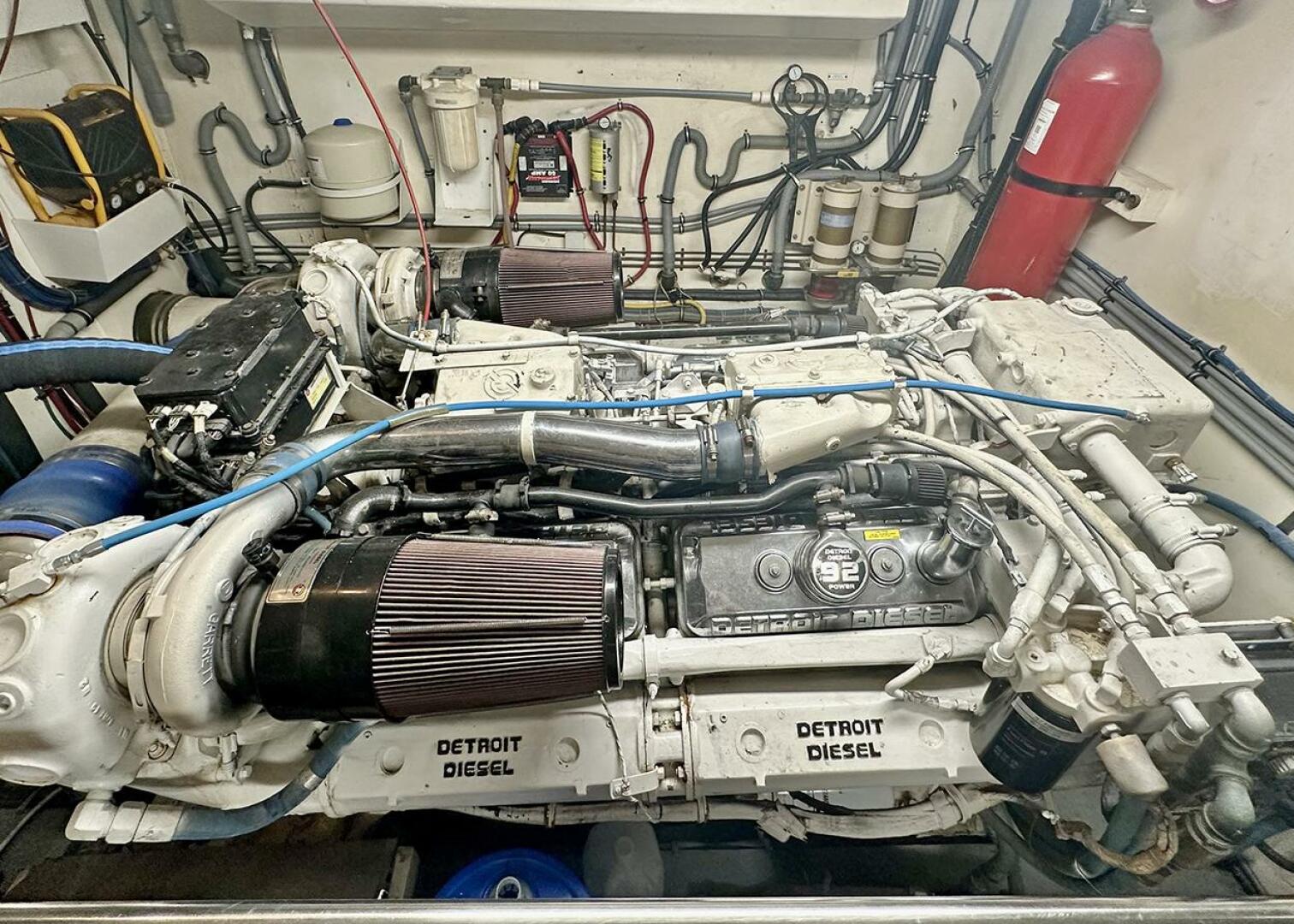 1994 Hatteras Cockpit Motoryacht - Image 10