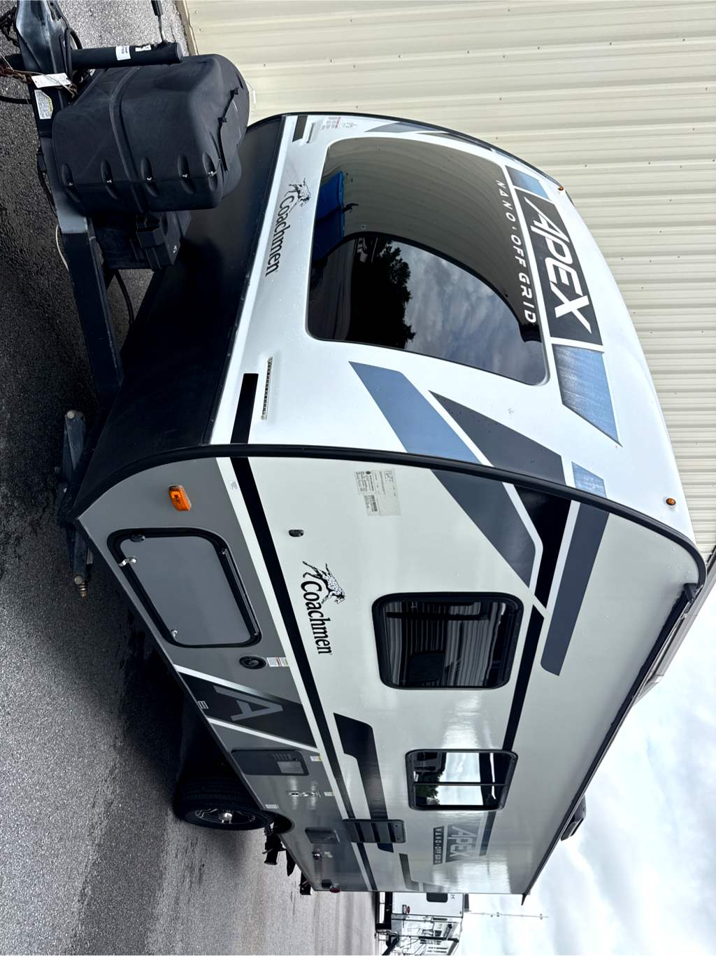 2023 COACHMEN APEX NANO 186 BH - Image 2
