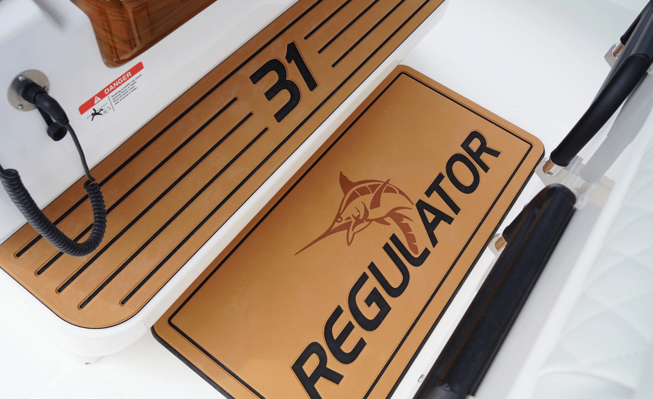 2027 REGULATOR 31 - Image 43