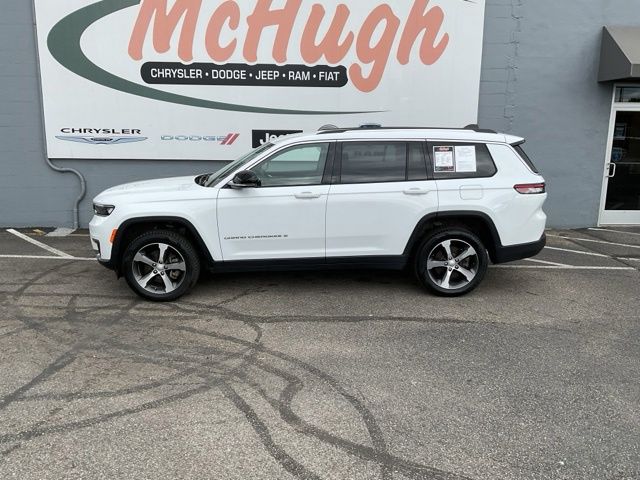 2023 Jeep Grand-Cherokee-L Laredo Altitude 4x4 - Image 7