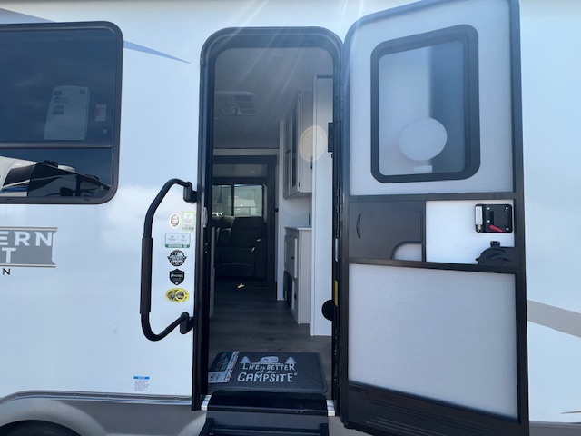 2026 Coachmen Northern Spirit 2560RK - Image 13