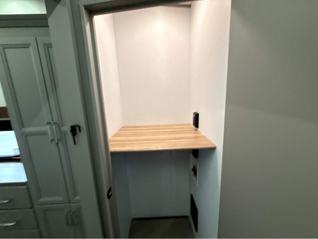 2026 Keystone SPRINTER 3800FLB - Image 32