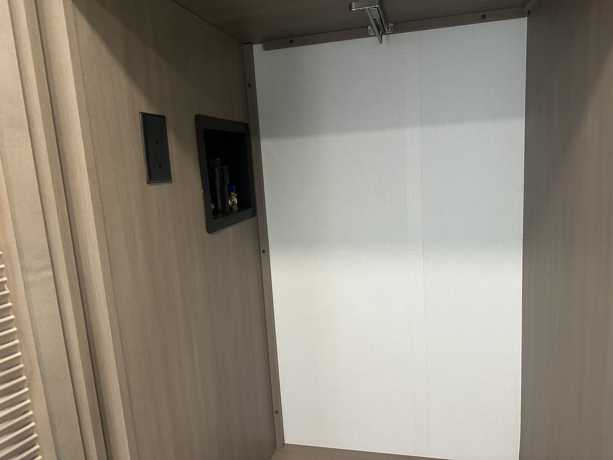 2027 JAYCO GREYHAWK 29MV - Image 37