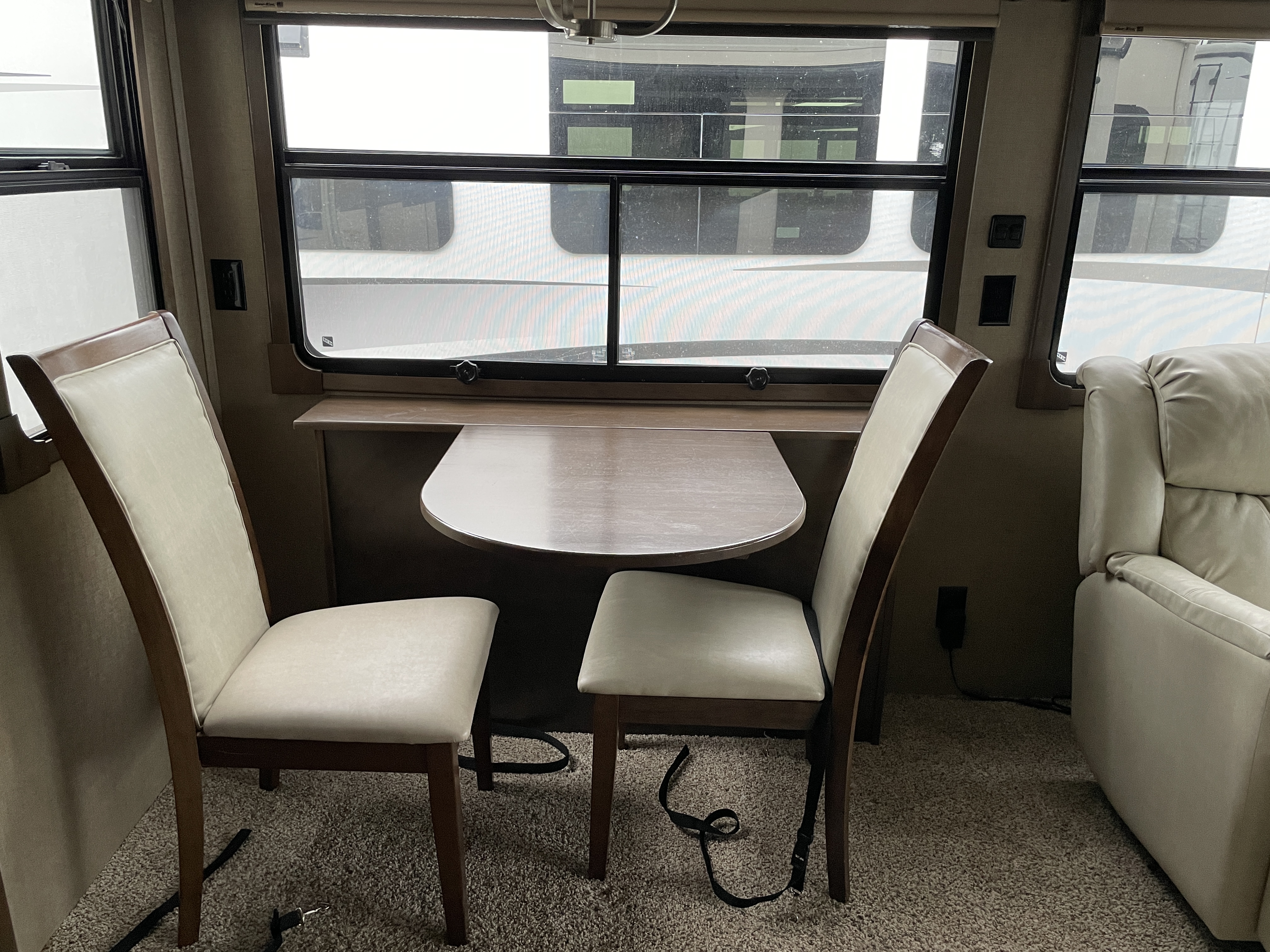 2018 Forest River Cedar Creek Champagne Edition 38EL - Image 16