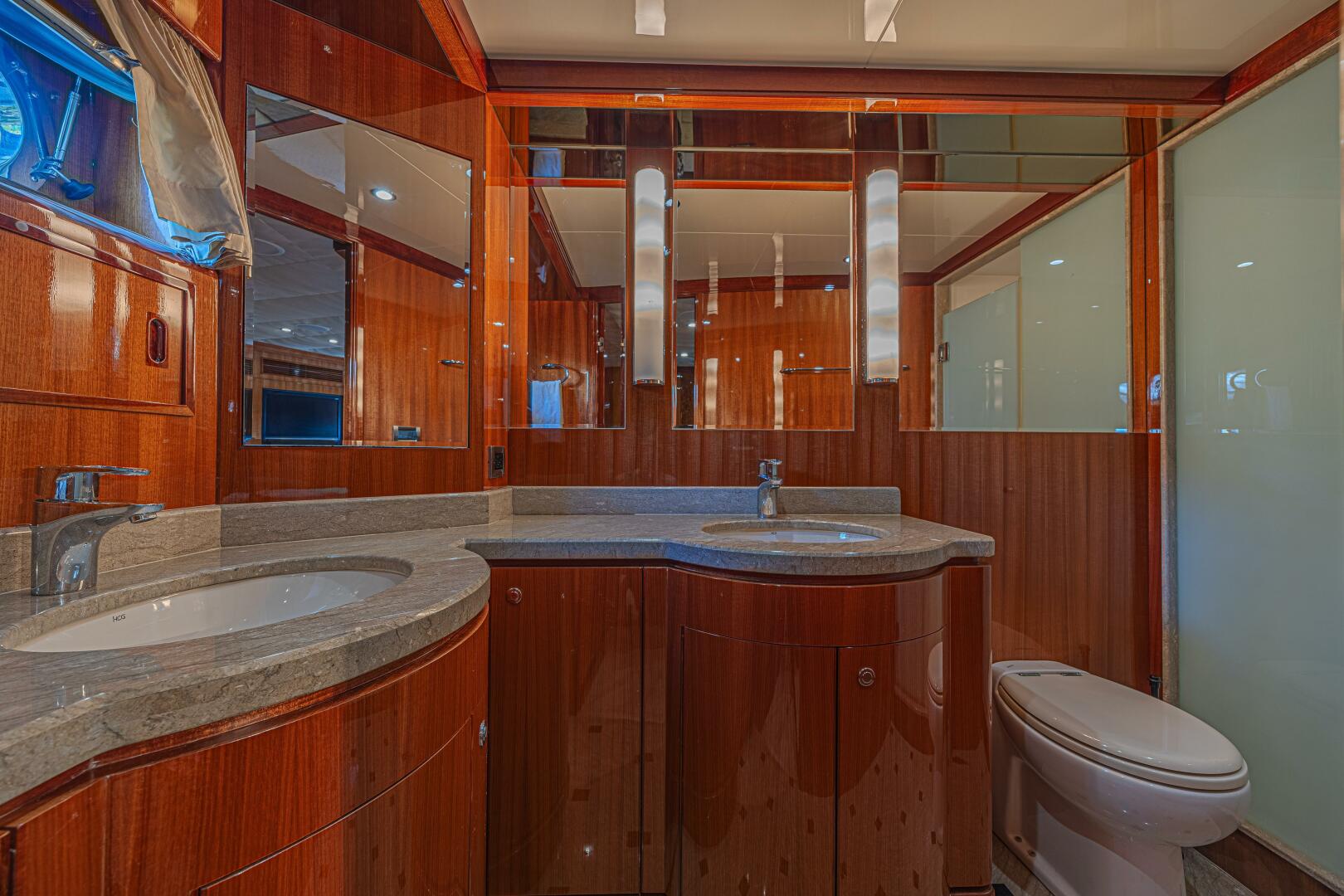 2010 Ocean Alexander 74 Motoryacht - Image 53