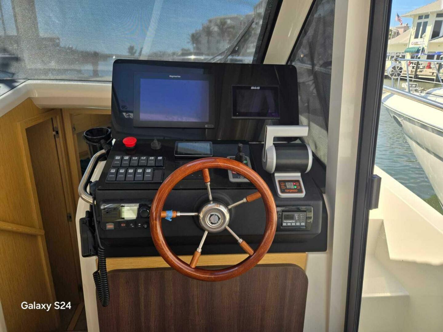 2020 Greenline 39 E-Drive - Image 25