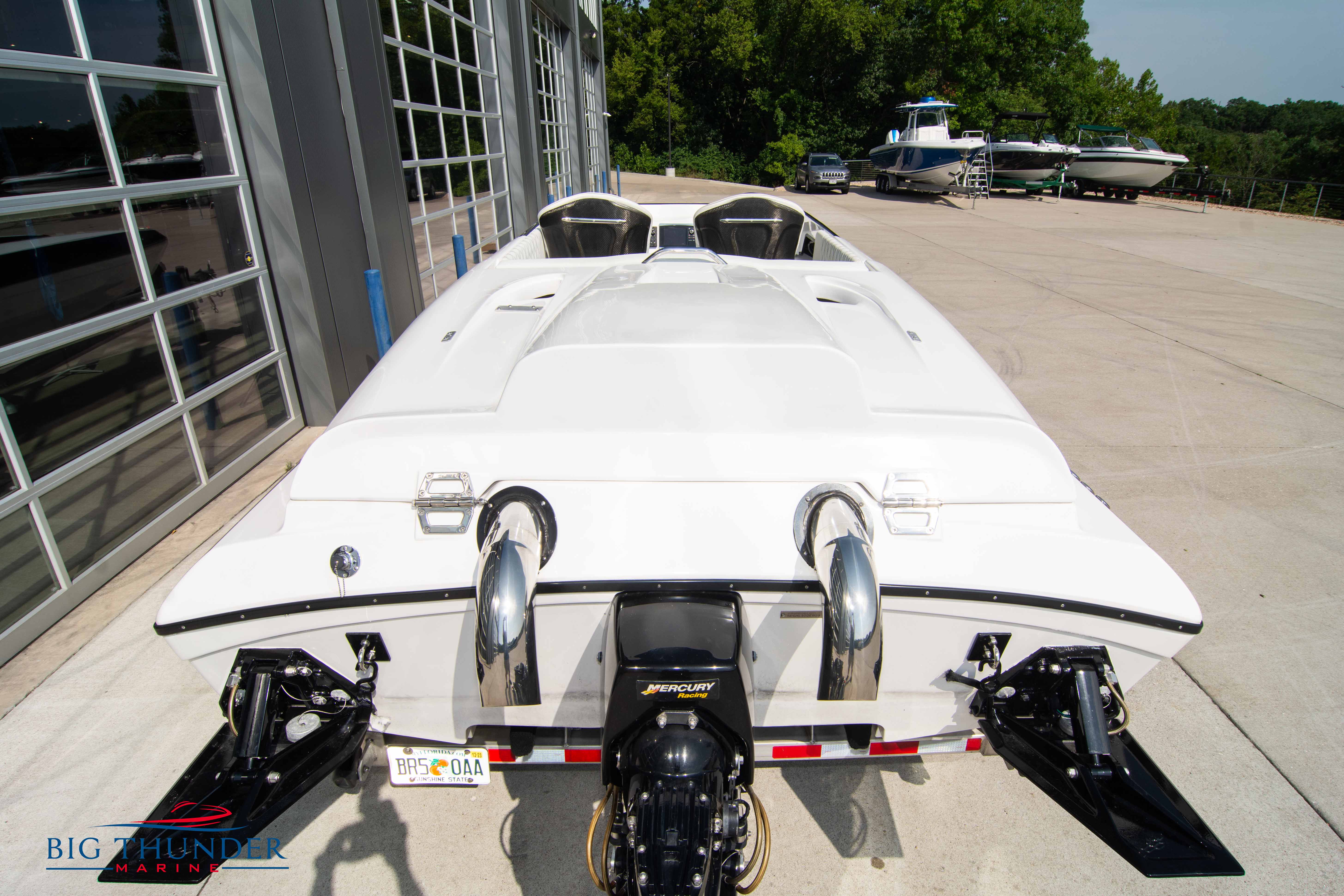 2019 Spectre Screaming Eagle 22 Talon - Image 18