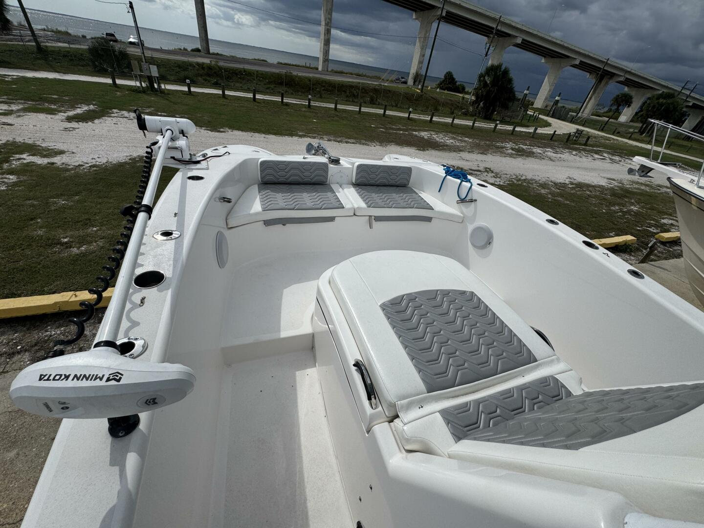 2021 Twin Vee - Image 16