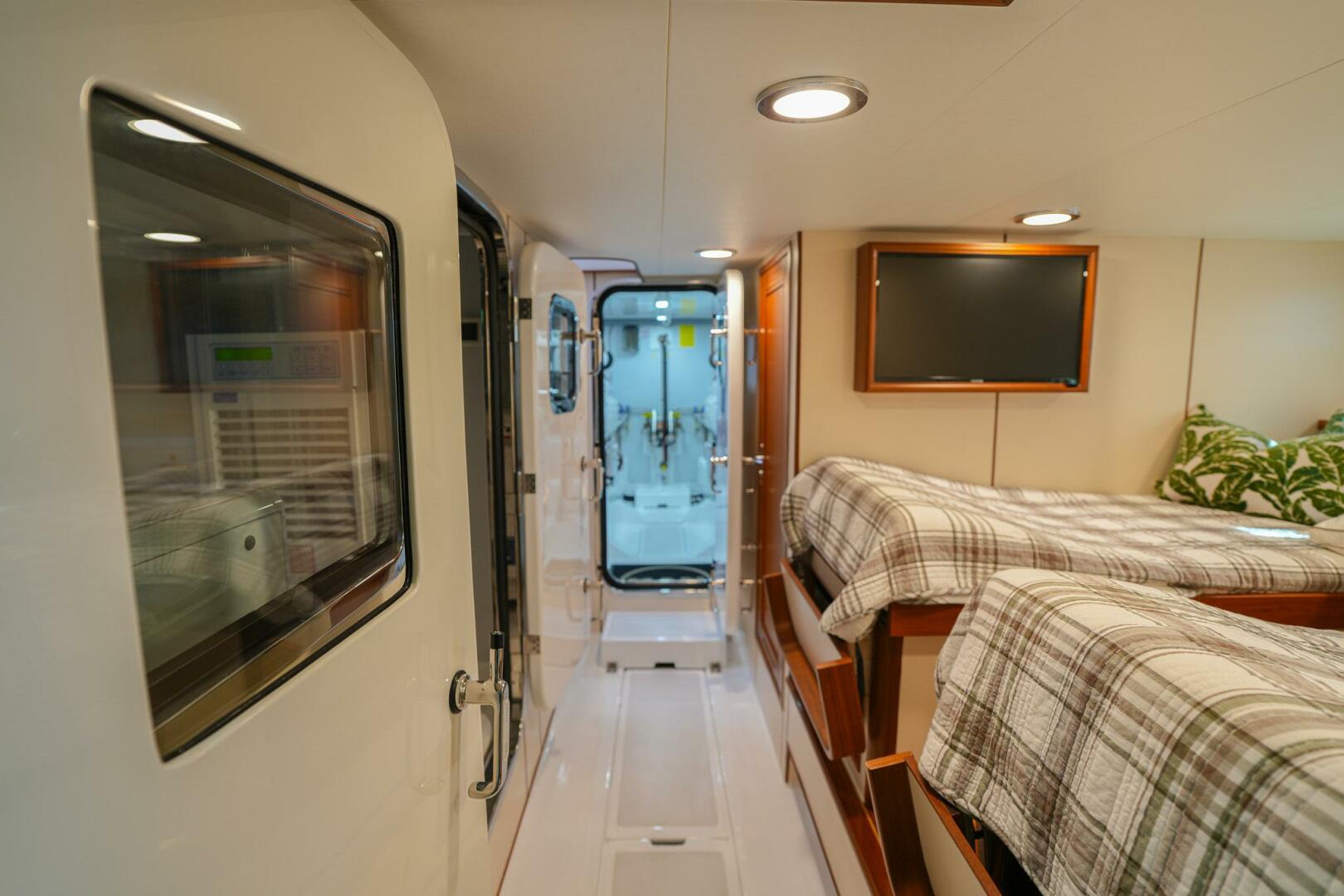 2025 Marlow Explorer 70E-CB - Image 56