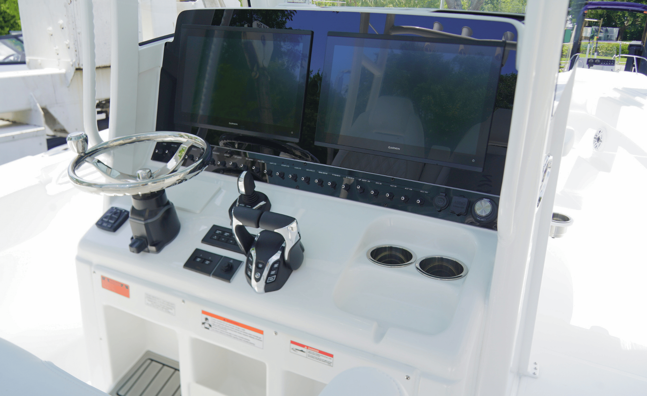 2027 SEA HUNT GAMEFISH 28CB - Image 28