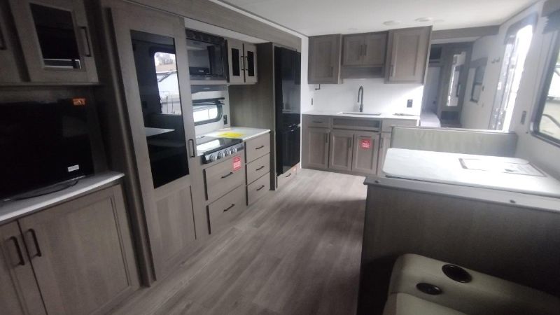 2026 Grand Design Transcend XPLOR 26RBX - Image 6
