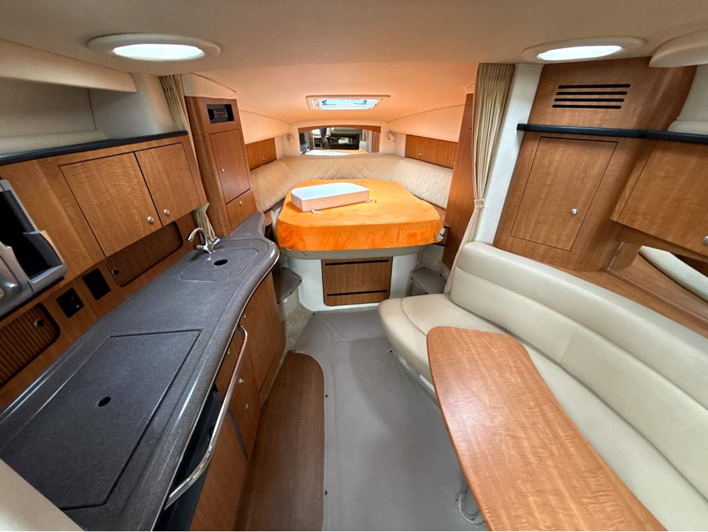 2006 Sea Ray 320 Sundancer - Image 17