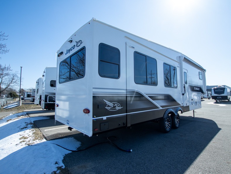 2026 Jayco Eagle SLE 30RLT - Image 2