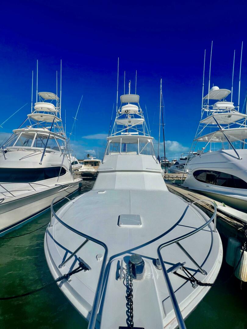1997 Viking 43 Convertible - Image 4