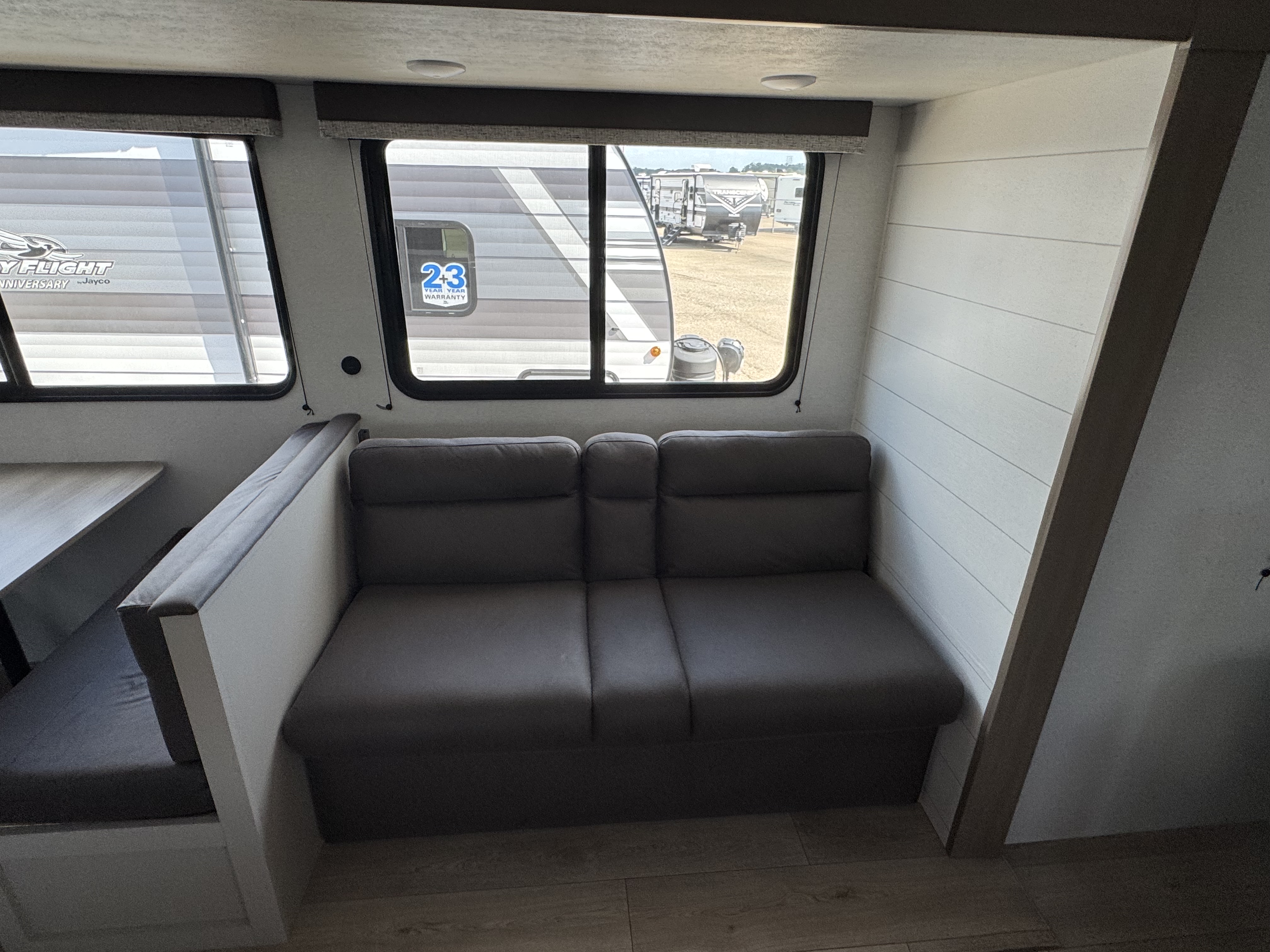 2027 Jayco Jay Flight SLX 261BHS - Image 22