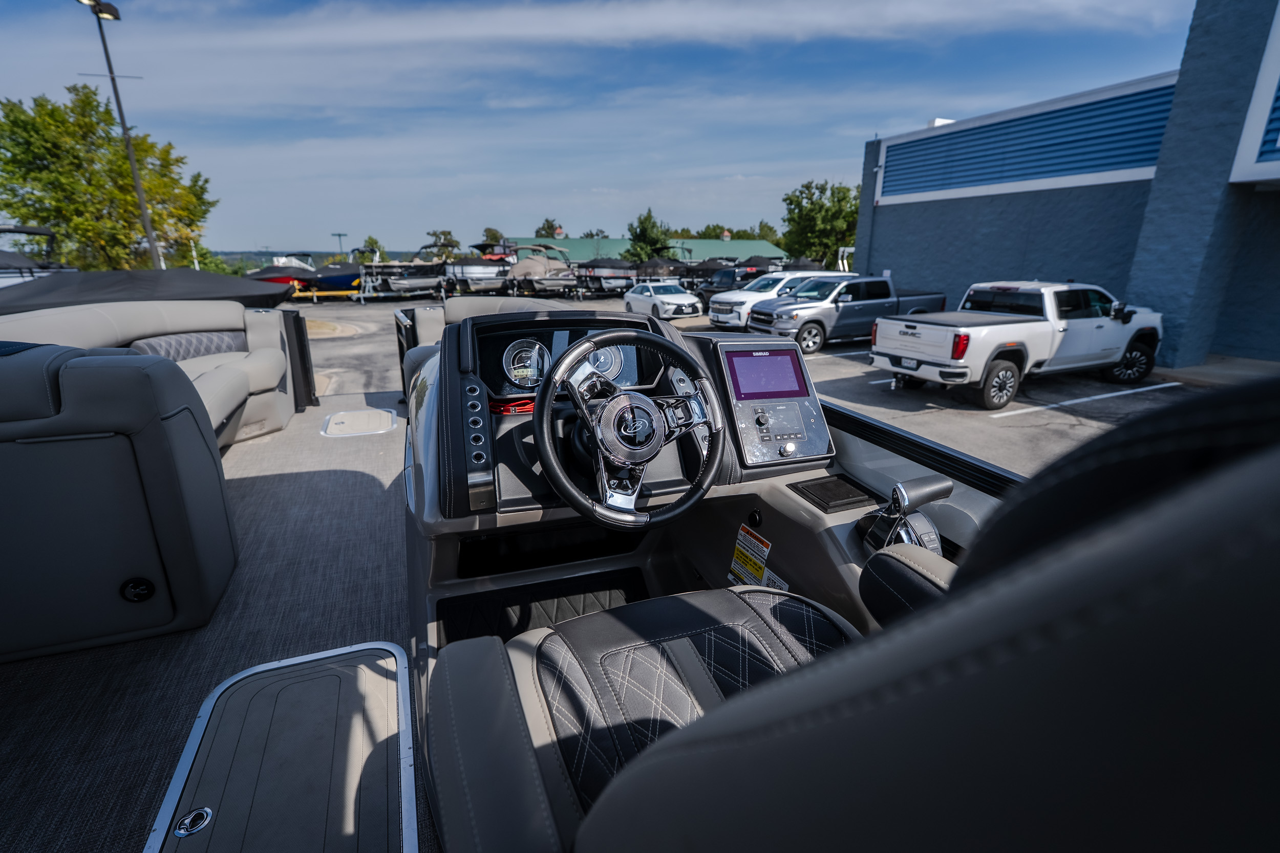 2023 Barletta Lusso 25UCA - Image 25