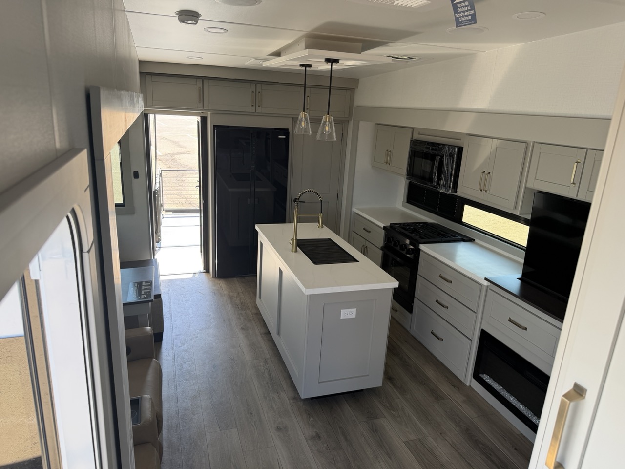 2027 Brinkley RV Model Z 3420 - Image 33