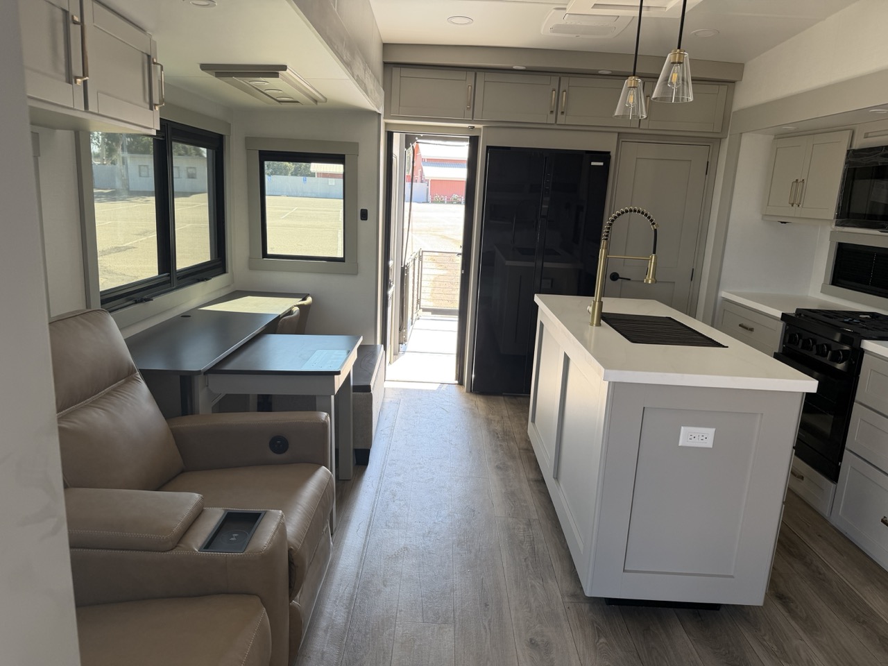 2027 Brinkley RV Model Z 3420 - Image 5
